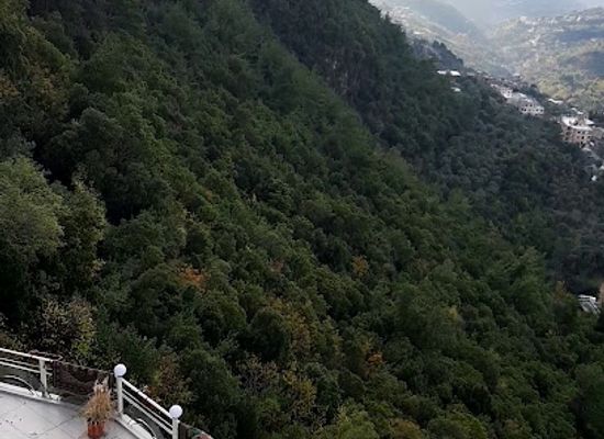 lebanon/deir-el-qamar/restaurant/nazl-el-sourour