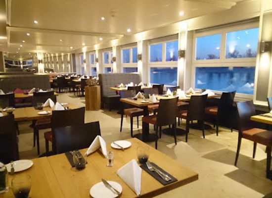 germany/dusseldorf/restaurant/restaurant-schnellenburg