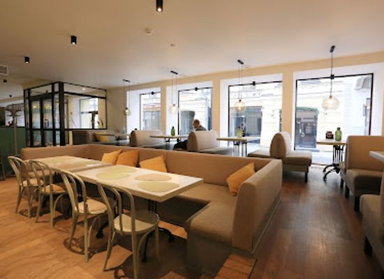 lithuania/vilnius/restaurant/mano-guru