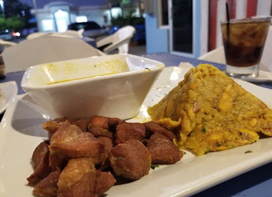 puerto-rico/west-region/restaurant/the-hub-restaurant