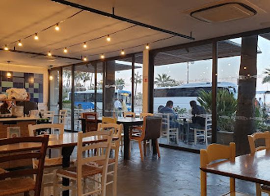 cyprus/larnaca-salt-lake/restaurant/ocean-basket-larnaca