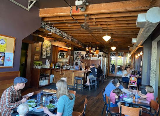 oregon/hood-river/restaurant/double-mountain-brewery