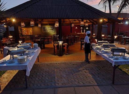 the-gambia/banjul/restaurant/gusto-italian-resto-bar