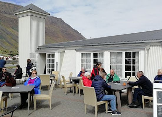 iceland/isafjordur/restaurant/edinborg-bistro
