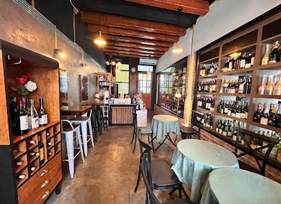 thailand/nakhon-ratchasima/restaurant/nailed-it-downtown