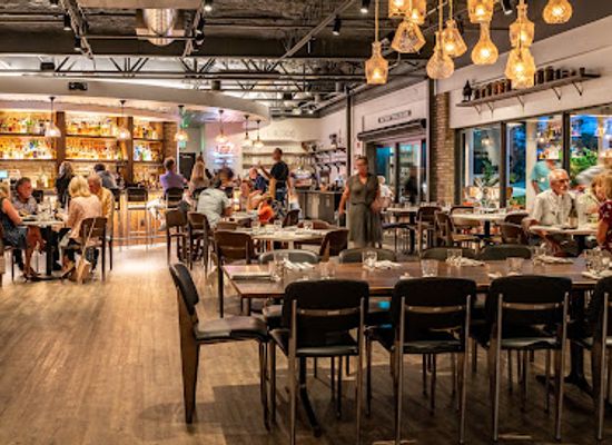 florida/stuart/restaurant/district-table-and-bar