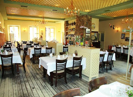 albania/shkodra-highlands/restaurant/vila-bekteshi-restorant