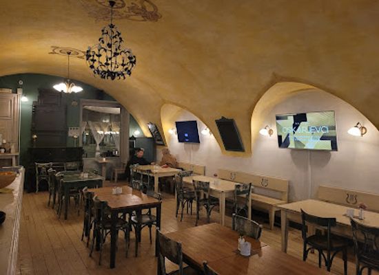 slovenia/celje/restaurant/evergreen-kapija