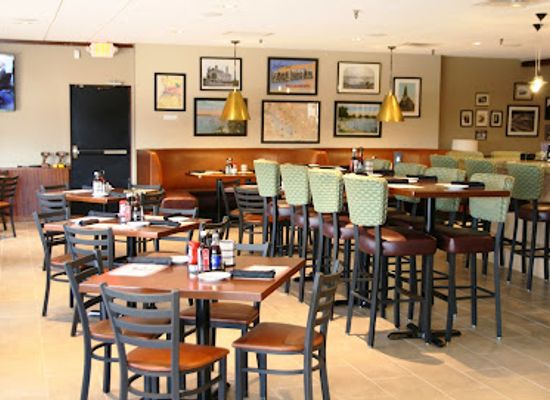 massachusetts/south-coast/restaurant/the-galley-grille