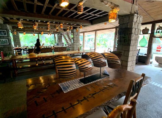 philippines/angeles-city/restaurant/bale-dutung