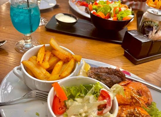 zimbabwe/matabeleland-south/restaurant/cottonkraal