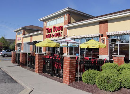 illinois/aurora/restaurant/the-town-bar-grill
