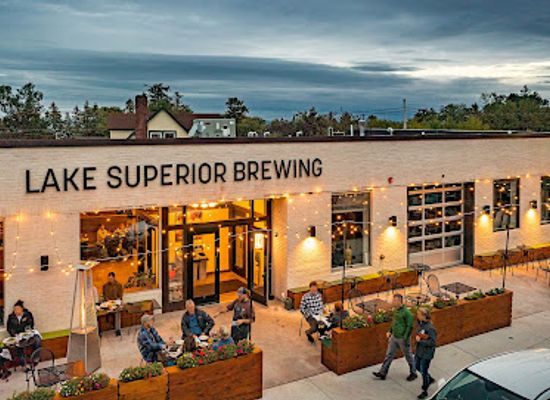 minnesota/lake-superior-s-north-shore/restaurant/lake-superior-brewing