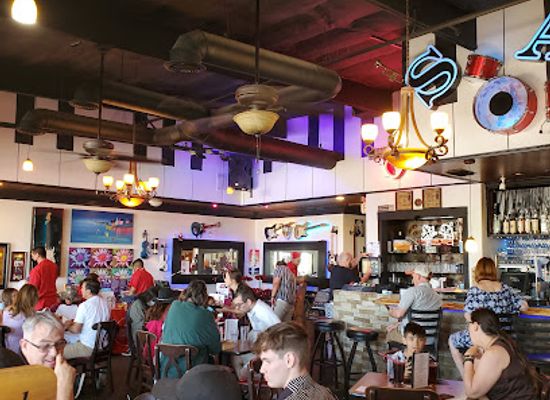california/fresno/restaurant/starving-artists-bistro