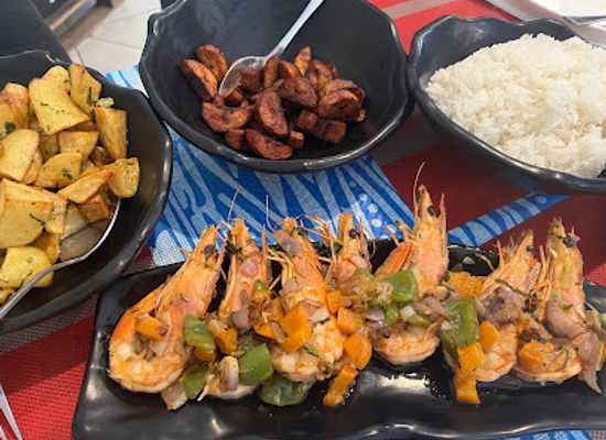 gabon/estuary-province/restaurant/chez-dede