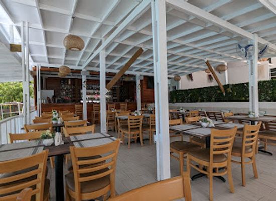 grenada/saint-george/restaurant/brisa-mar