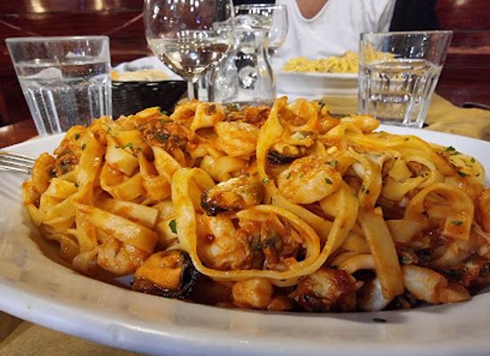 italy/genoa/foce/restaurant/due-di-picche-pasta-e-basta