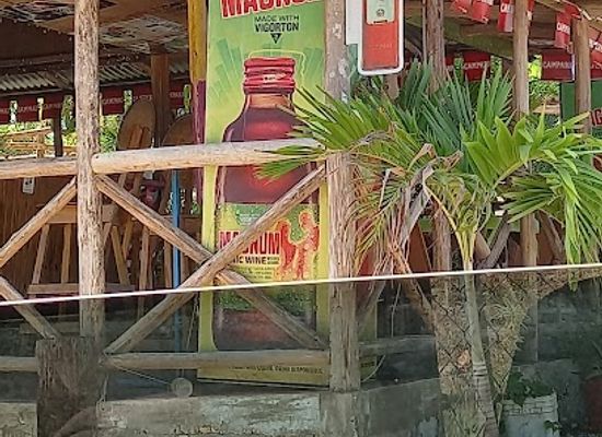 jamaica/cockpit-country/restaurant/lindsays-seafood-bar-and-joints