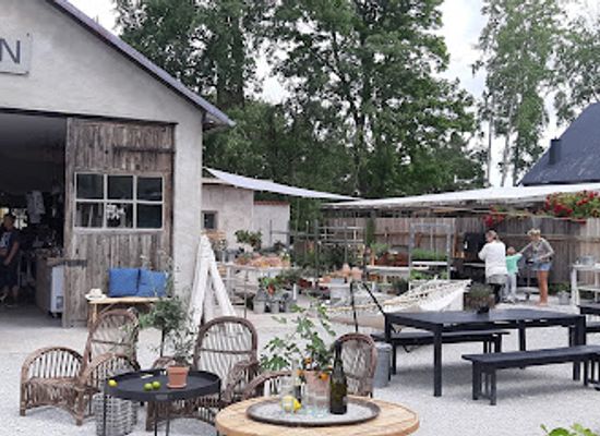 sweden/gotaland/restaurant/ljugarns-strandcafe-och-restaurang