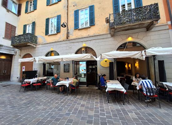 italy/brianza/restaurant/il-lughino-come-natura-insegna-como