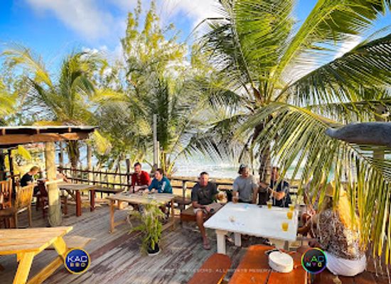 barbados/crane-beach/restaurant/surfer-s-bay