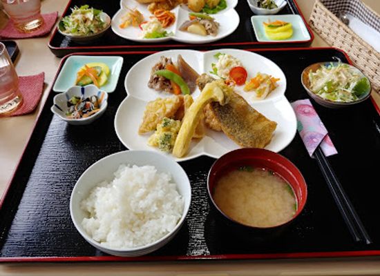 japan/tsushima/restaurant/sato-tsushima-gardens