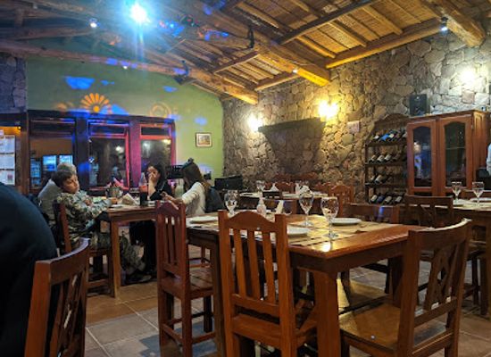 argentina/purmamarca/restaurant/los-tientos-no-esta-mas-alli
