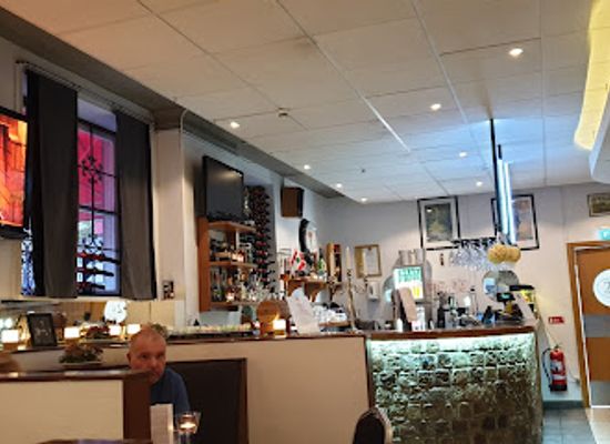 sweden/vastmanland/restaurant/2-rum-kok