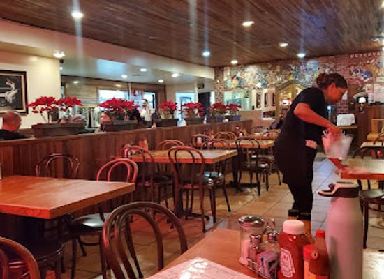 california/hollywood/restaurant/roscoe-s-chicken-waffles-hollywood