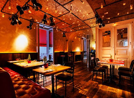hungary/budapest/castle-district/restaurant/baltazar-grill-restaurant-in-the-buda-castle
