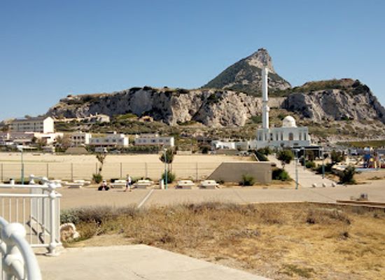 gibraltar/gibraltar-nature-reserve/restaurant/the-clipper