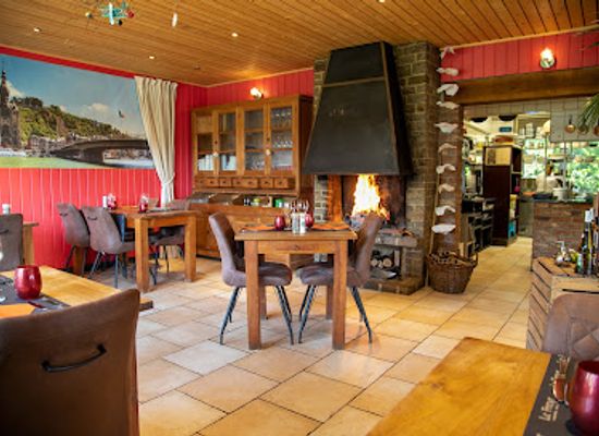 belgium/dinant/restaurant/le-freyr