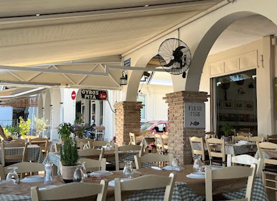 greece/zakynthos/restaurant/taverna-varkarola-zakynthian-serenades