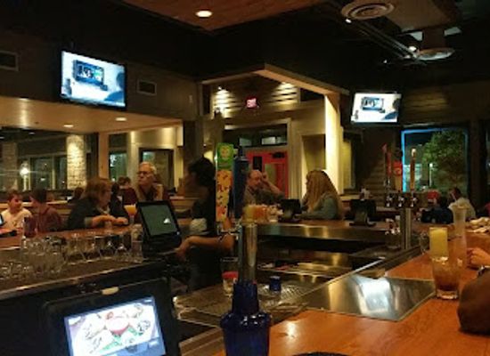 new-york/ithaca/restaurant/chili-s-grill-bar