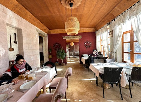 turkiye/cappadocia/uchisar/restaurant/kadineli