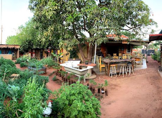 zimbabwe/zambezi-valley/restaurant/dusty-road-township-experience