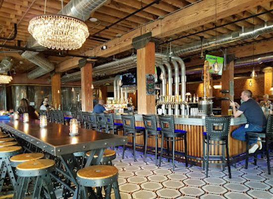 iowa/cedar-rapids/restaurant/black-sheep-social-club