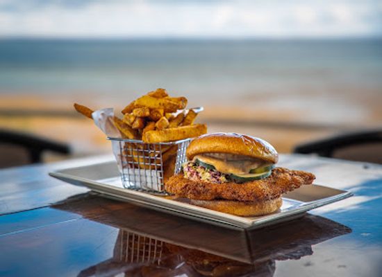 michigan/lower-peninsula/restaurant/freshwater-tavern