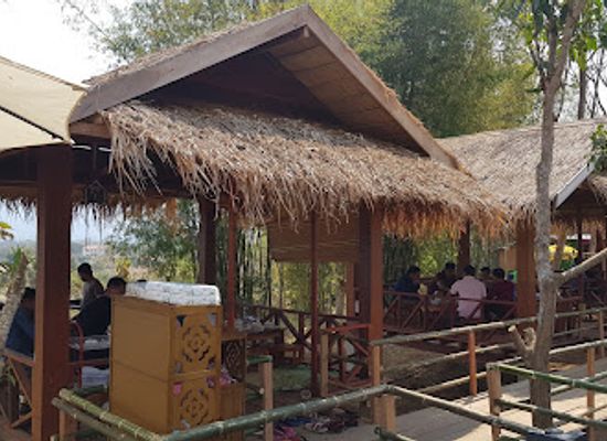 laos/sainyabuli-province/restaurant/suan-mae-tao