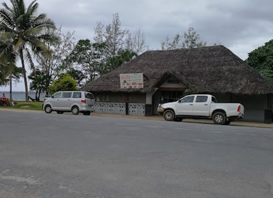 vanuatu/aore-island/restaurant/beach-house-meal