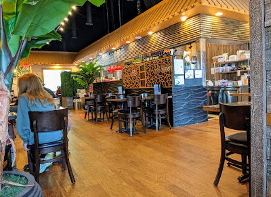 iowa/west-des-moines/restaurant/banana-leaf