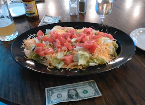 illinois/corn-belt/restaurant/the-corn-crib-of-newman