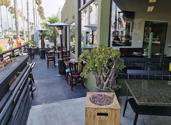 california/oceanside/restaurant/wrench-and-rodent-seabasstropub