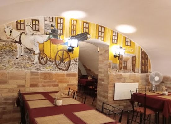 hungary/mecsek/restaurant/istvan-cellar