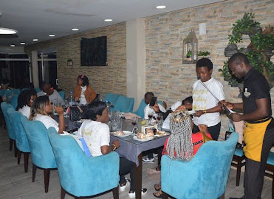 cameroon/east-region/restaurant/le-baron-restaurant-cafe