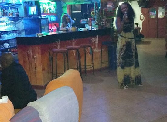 mali/bamako/hippodrome/restaurant/returaurant-la-tonnelle