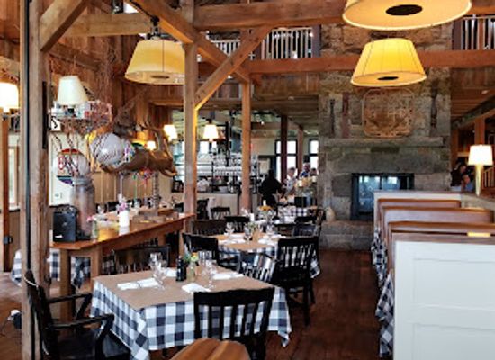 massachusetts/south-coast/restaurant/gibbet-hill-grill