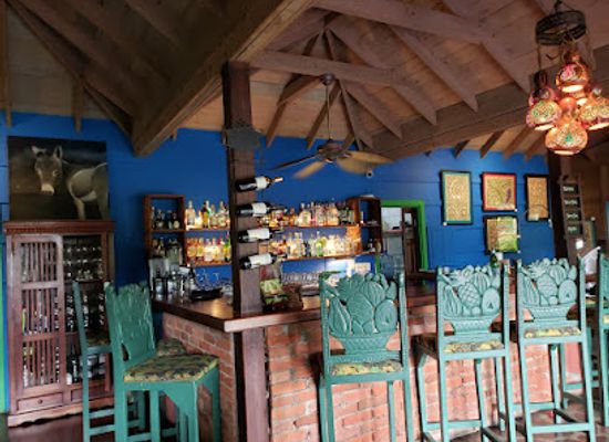 saint-kitts-and-nevis/saint-john-figtree-parish/restaurant/bananas-restaurant