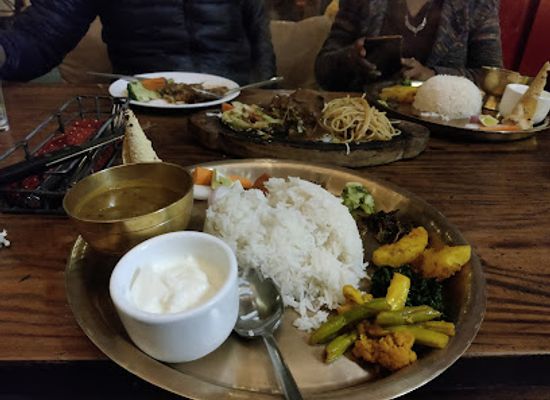 nepal/kathmandu/durbar-square/restaurant/alice-restaurant