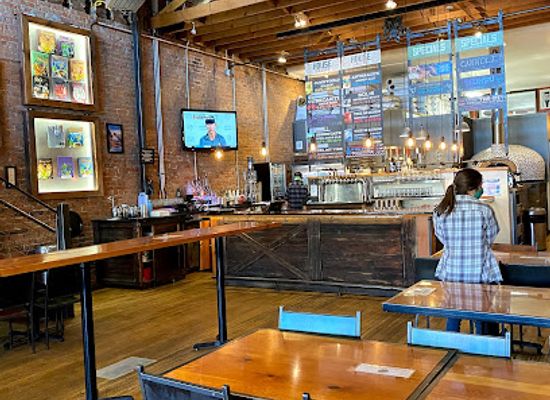 colorado/gunnison/restaurant/high-alpine-brewing-company